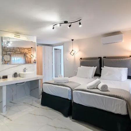 Drakos Estate - Luxury Pool