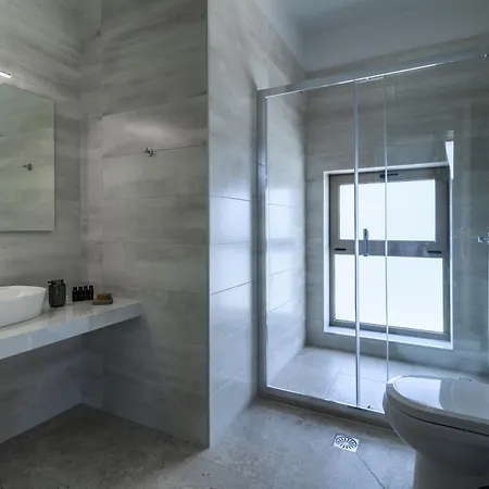 Drakos Estate - Luxury Pool *