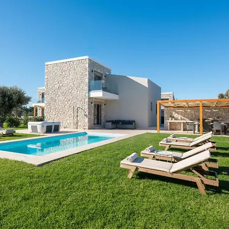 Drakos Estate - Luxury Pool