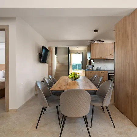 Drakos Estate - Luxury Pool