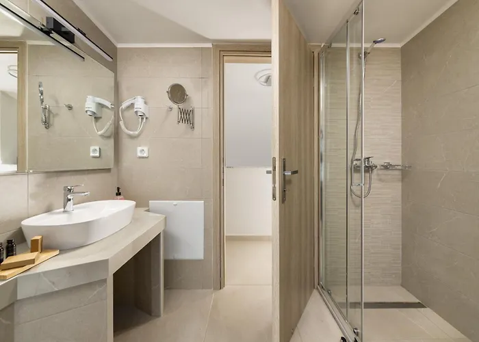 Drakos Estate - Luxury Pool