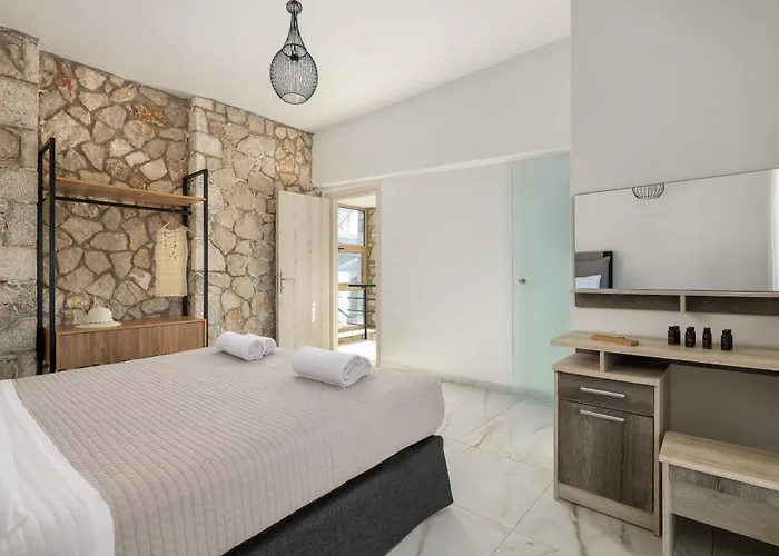 Drakos Estate - Luxury Pool