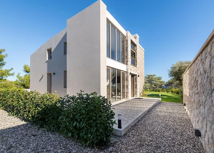 Drakos Estate - Luxury Pool 阿斯格罗