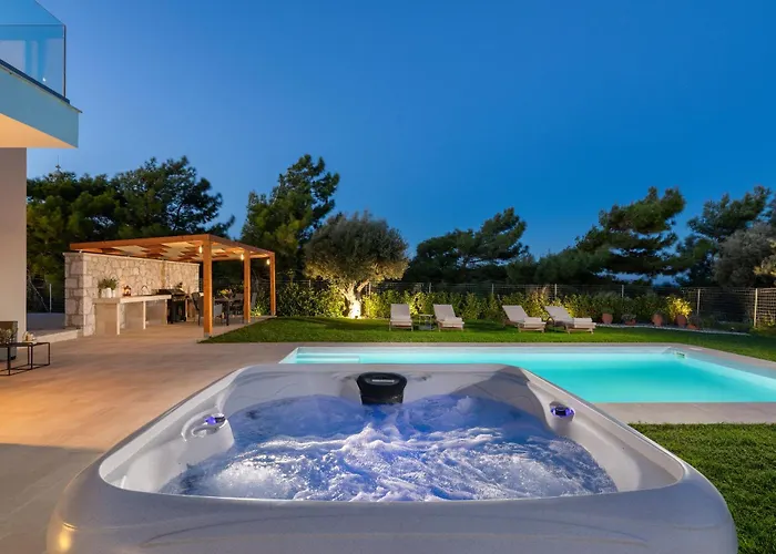 别墅 Drakos Estate - Luxury Pool 阿斯格罗