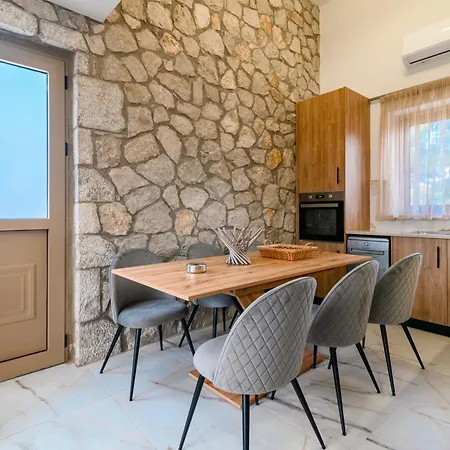 Villa Drakos Estate - Luxury Pool Asgourou