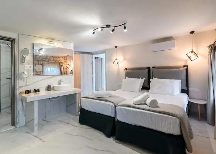 Drakos Estate - Luxury Pool